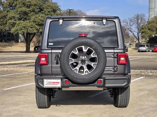 2026 Jeep Wrangler 4-Door Sahara 4x4