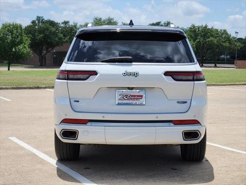 2022 Jeep Grand Cherokee L Summit