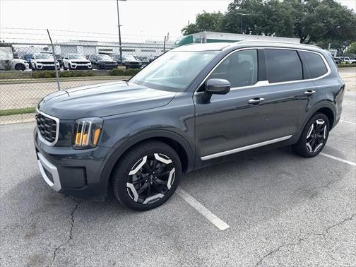 2024 Kia Telluride S