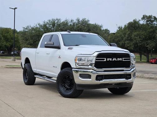 2021 RAM 2500 Big Horn Crew Cab 4x4 6'4' Box