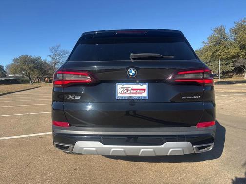 2022 BMW X5 sDrive40i