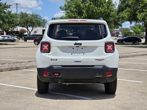 2023 Jeep Renegade Trailhawk