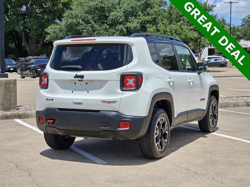 2023 Jeep Renegade Trailhawk