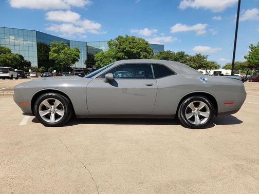 Destroyer Gray Clearcoat 2019 Dodge Challenger SXT