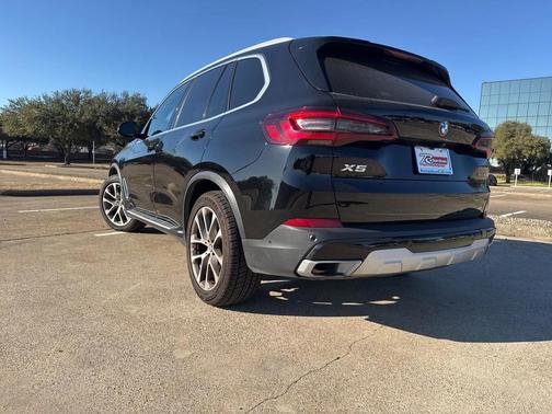 2023 BMW X5 sDrive40i
