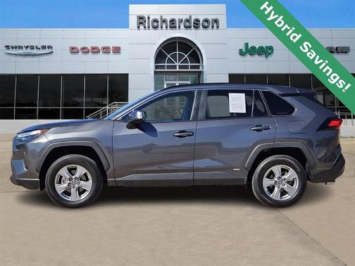 2025 Toyota RAV4 Hybrid XLE