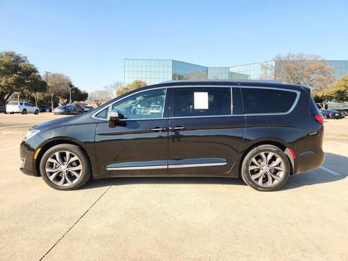2020 Chrysler Pacifica Limited
