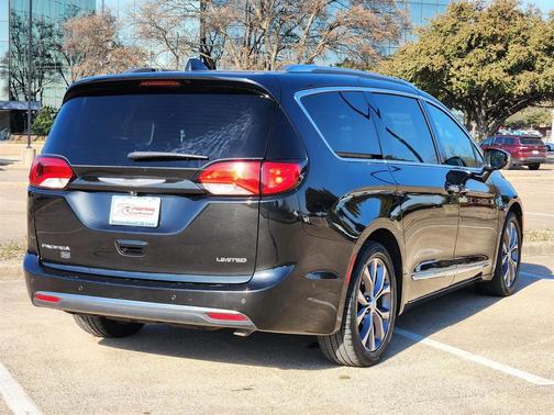 2020 Chrysler Pacifica Limited