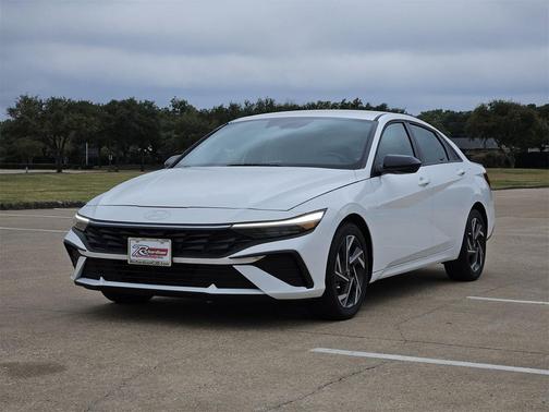 2025 Hyundai ELANTRA Sport