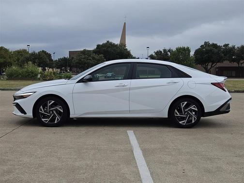 2025 Hyundai ELANTRA Sport