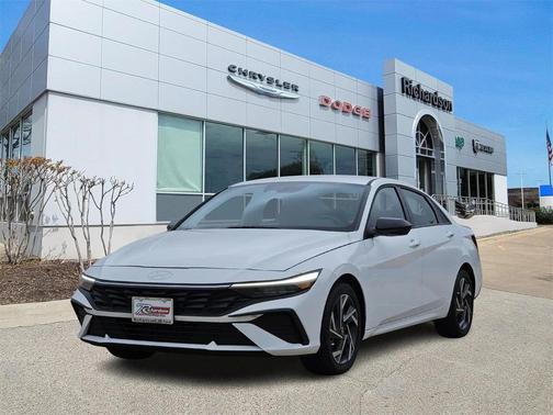 2025 Hyundai ELANTRA Sport