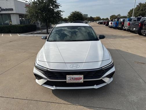 2025 Hyundai ELANTRA Sport