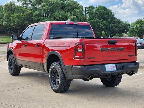 Molten Red Pearlcoat 2026 RAM 1500 Rebel