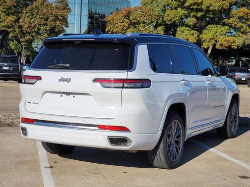 2022 Jeep Grand Cherokee L Summit