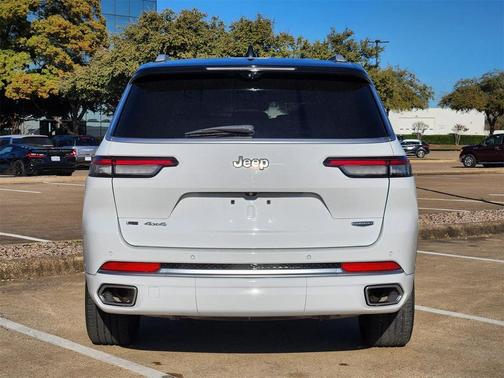 2022 Jeep Grand Cherokee L Summit