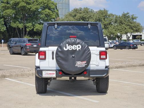 2022 Jeep Wrangler Unlimited Sahara