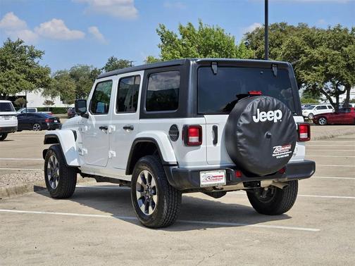 2022 Jeep Wrangler Unlimited Sahara
