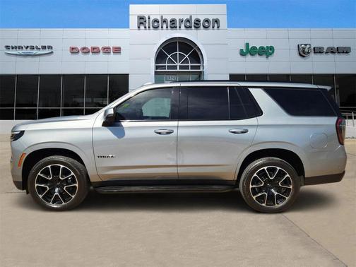 2025 Chevrolet Tahoe 4WD RST