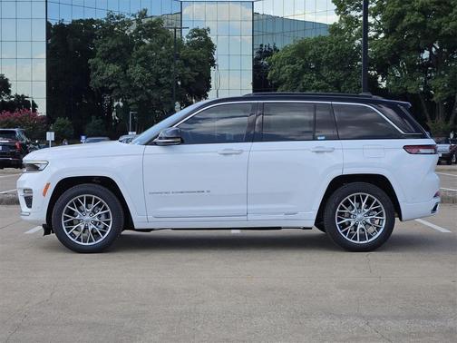 2025 Jeep Grand Cherokee Summit