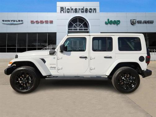 2024 Jeep Wrangler 4xe Sahara