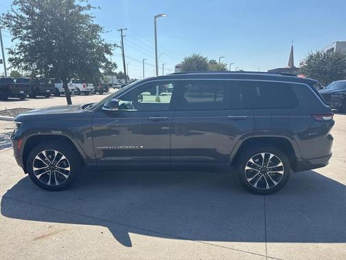 2022 Jeep Grand Cherokee L Overland