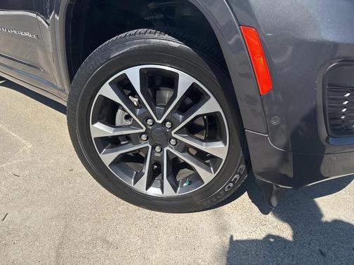 2022 Jeep Grand Cherokee L Overland