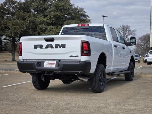 2026 RAM 2500 Tradesman Crew Cab 4x4 6'4' Box