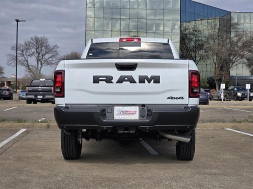 2026 RAM 2500 Tradesman Crew Cab 4x4 6'4' Box