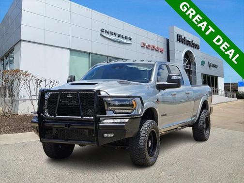 2024 RAM 3500 Limited Mega Cab 4x4 6'4' Box