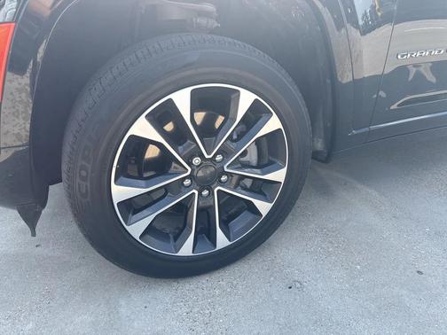 2023 Jeep Grand Cherokee 4xe Overland