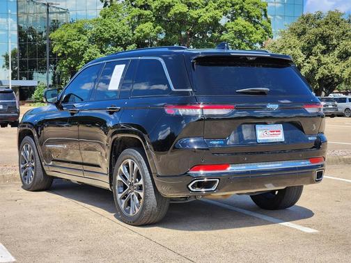 2023 Jeep Grand Cherokee 4xe Overland