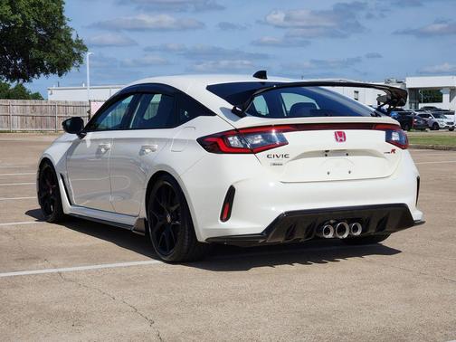 Championship White 2024 Honda Civic Type R