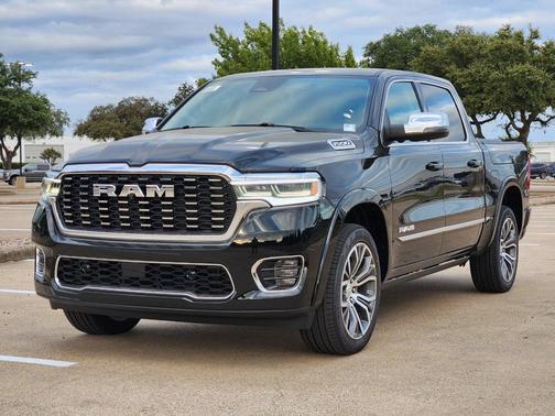 Diamond Black Crystal Pearlcoat 2027 RAM 1500 ST