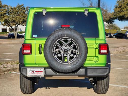 Mojito Clearcoat 2026 Jeep Wrangler Sport S