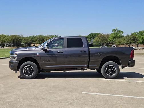 2025 RAM 2500 Laramie Crew Cab 4x4 6'4' Box