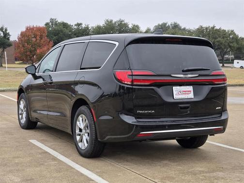 2026 Chrysler Pacifica L