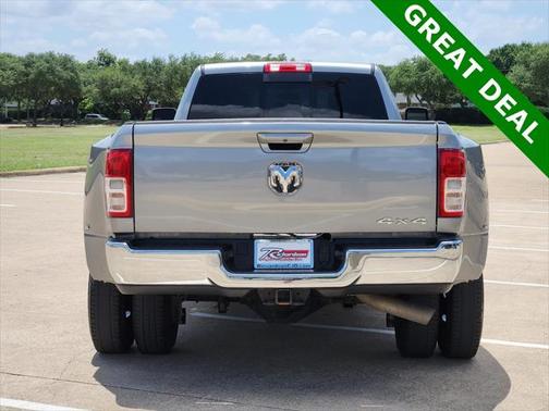 2023 RAM 3500 Tradesman Crew Cab 4x4 8' Box
