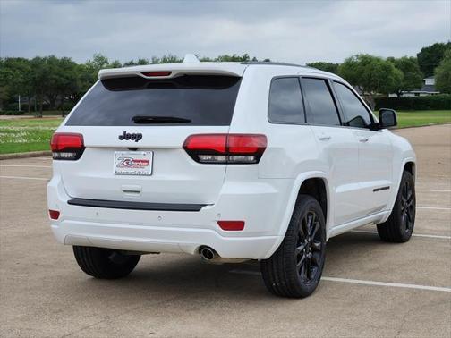 2021 Jeep Grand Cherokee Laredo