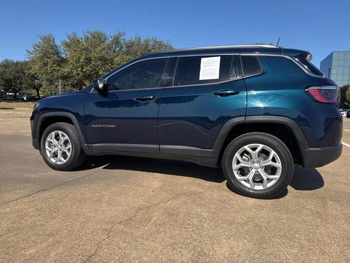 2024 Jeep Compass Latitude