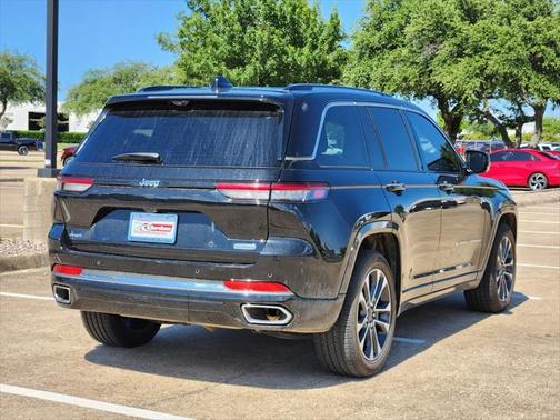 2023 Jeep Grand Cherokee Overland