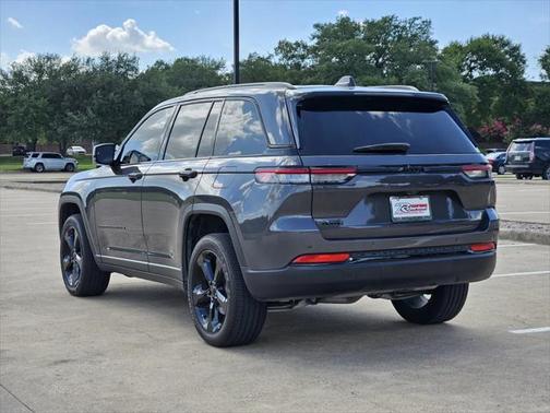 2024 Jeep Grand Cherokee Altitude
