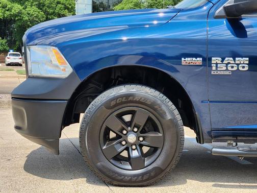 Patriot Blue Pearlcoat 2020 RAM 1500 Tradesman