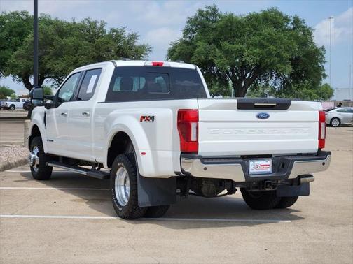 2022 Ford F-350 Lariat