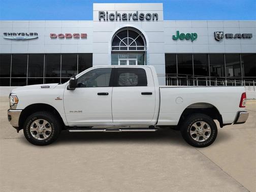 2024 RAM 2500 Big Horn Crew Cab 4x4 6'4' Box