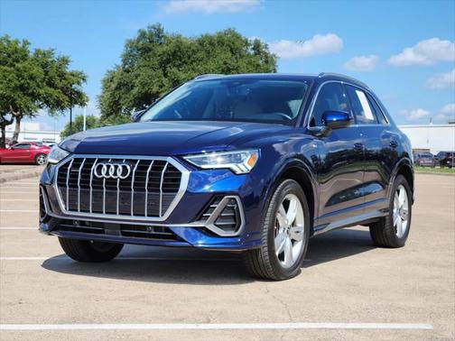 2024 Audi Q3 Premium 45 TFSI S line quattro Tiptronic