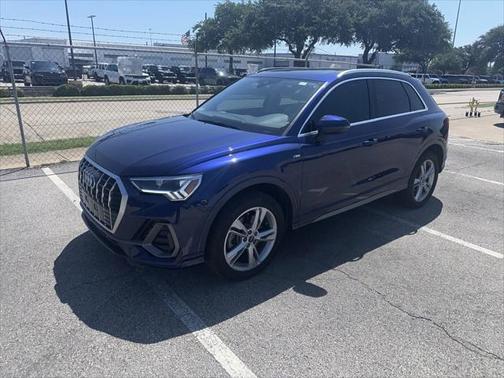2024 Audi Q3 Premium 45 TFSI S line quattro Tiptronic
