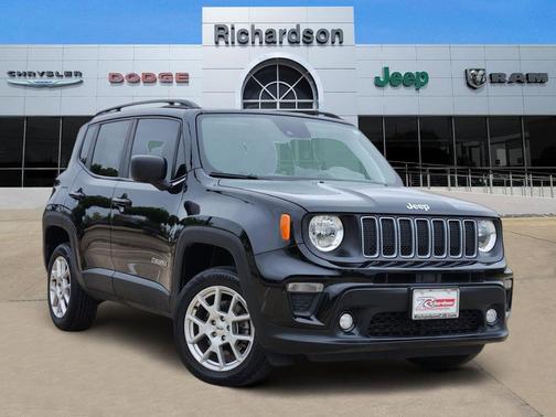 Black Clearcoat 2023 Jeep Renegade Latitude