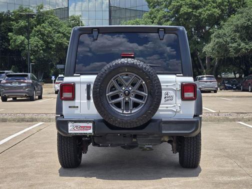 Bright White Clearcoat 2023 Jeep Wrangler Sport
