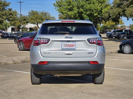 2024 Jeep Compass Latitude