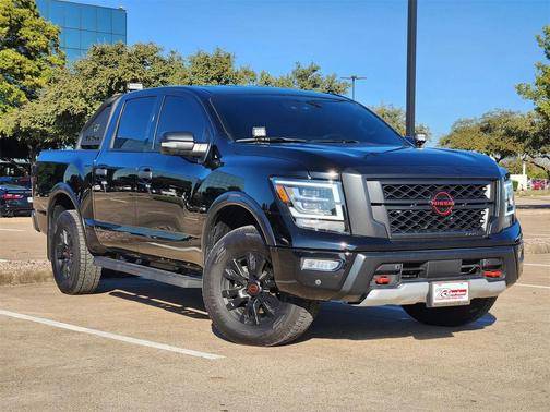 2024 Nissan Titan PRO-4X